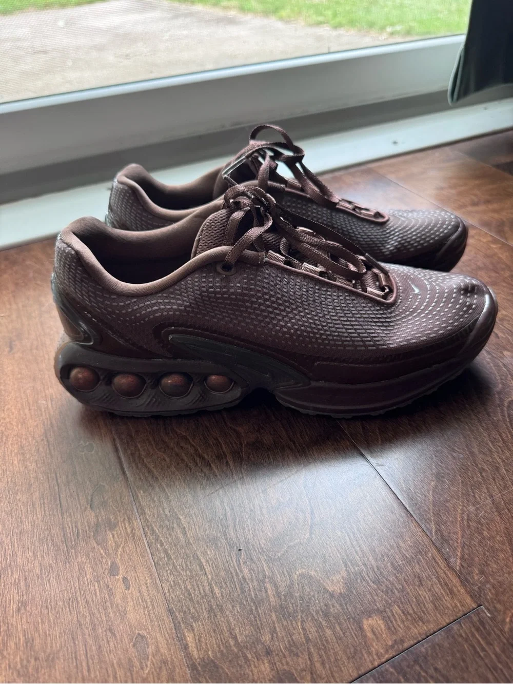 Nike stylish brown